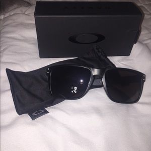 Oakley Holbrook XL